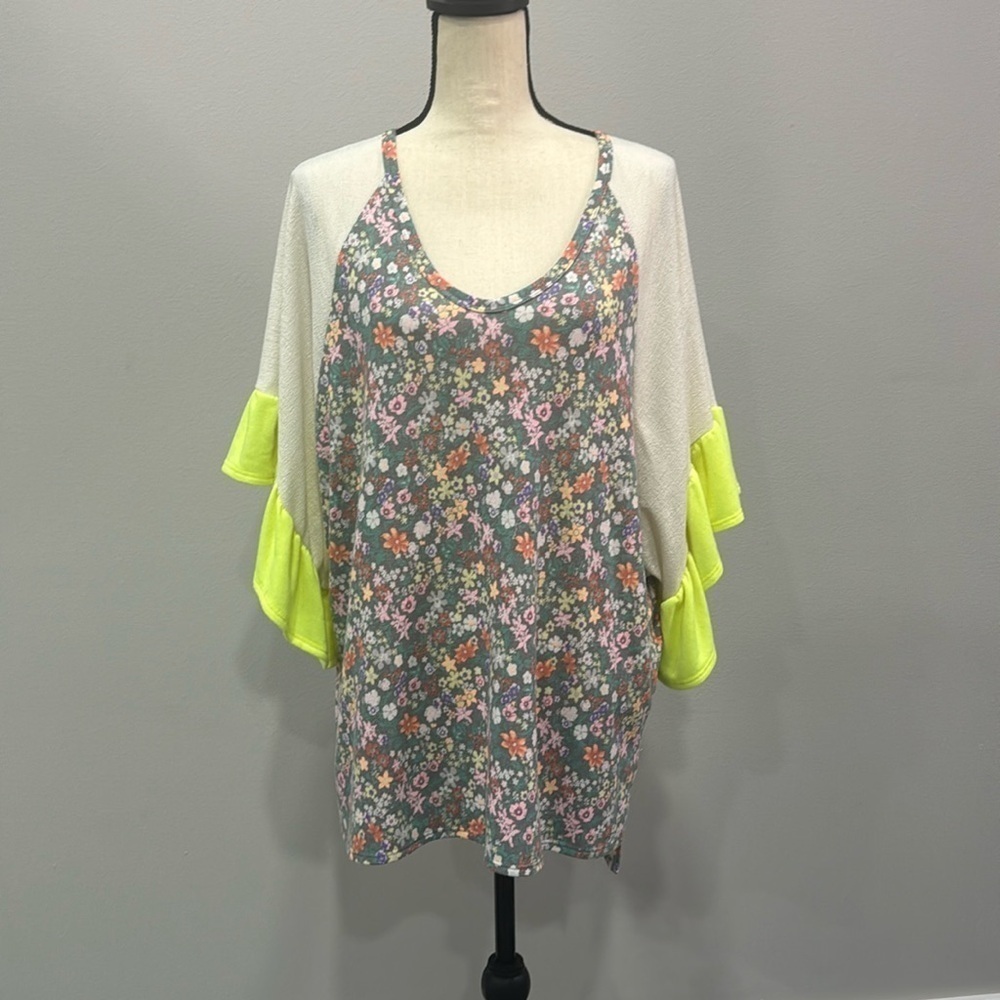 143 Story by Lineup Neon and Floral V-Neck Blouse.  Sz L